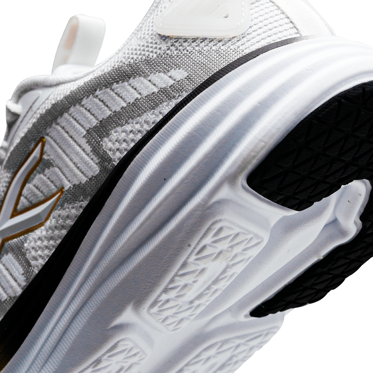 Soft Stride-White/Gold/Black